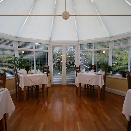 Brook Manor Lodge-2